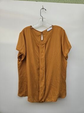 Women's Mustard Short-Sleeve Pleated Blouse Size 3X